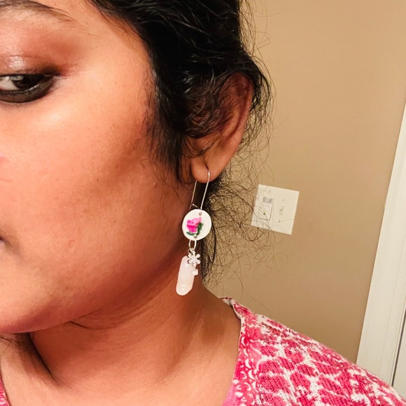 Earrings - Picture 5 of 5